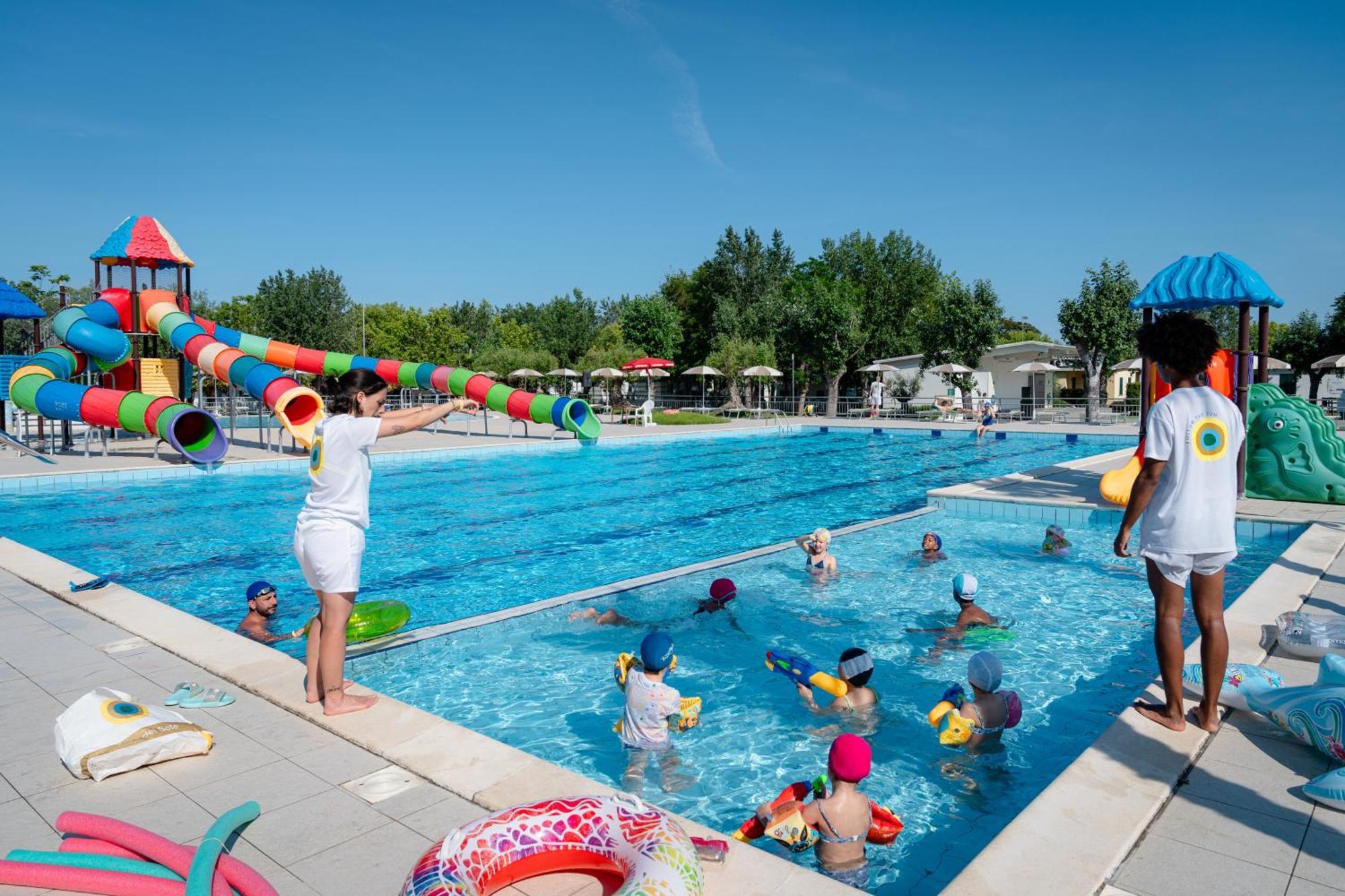 Готель Club Del Sole Stork Family Collection Джуліанова Екстер'єр фото